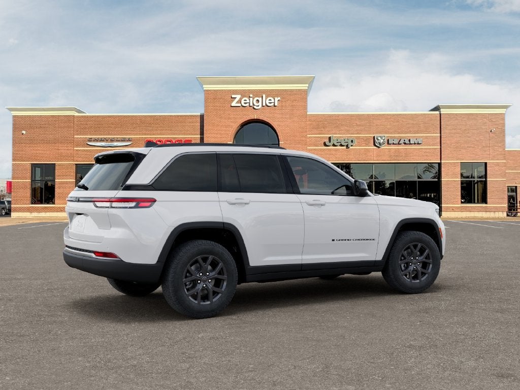 2027 Jeep Grand Cherokee Altitude