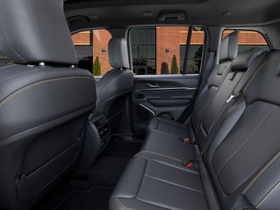 2026 Jeep Grand Cherokee Base