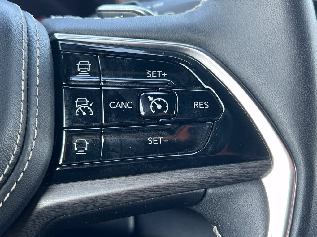 2023 Jeep Grand Cherokee Overland