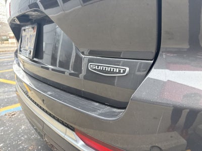 2022 Jeep Grand Cherokee Summit