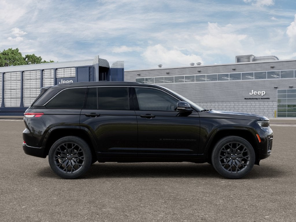 2027 Jeep Grand Cherokee Summit