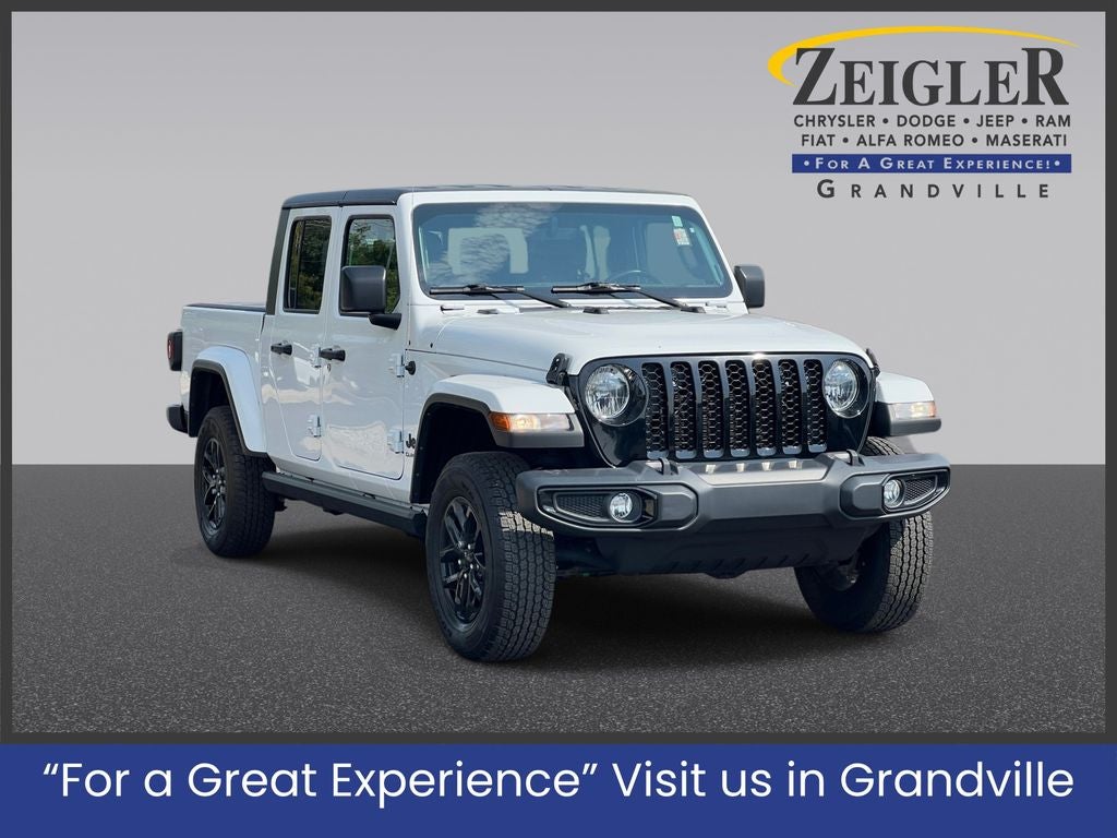 2022 Jeep Gladiator Sport