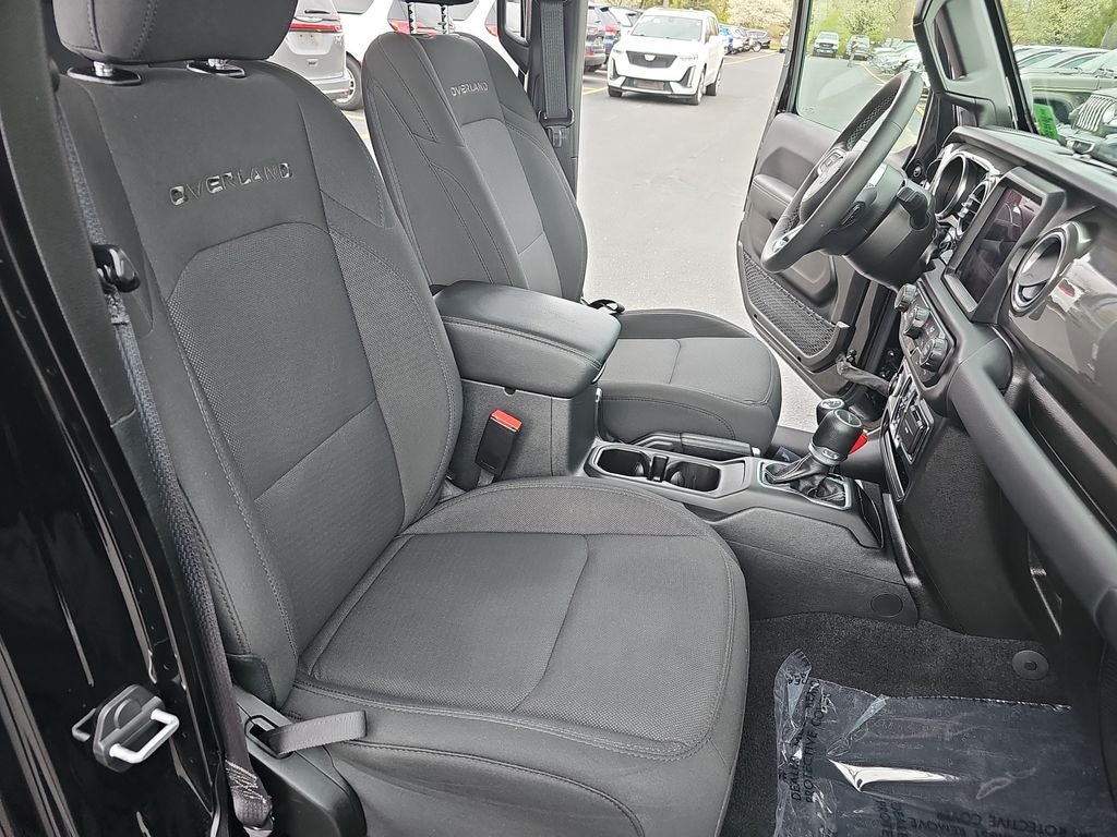 2023 Jeep Gladiator Overland