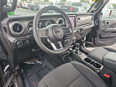 2023 Jeep Gladiator Overland