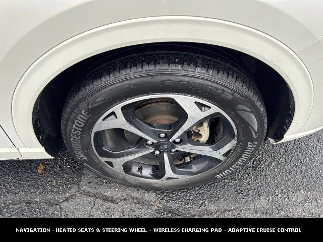 2023 Ford Escape ST-Line Select