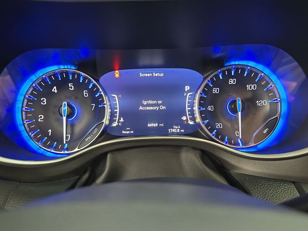 2025 Chrysler Pacifica Select