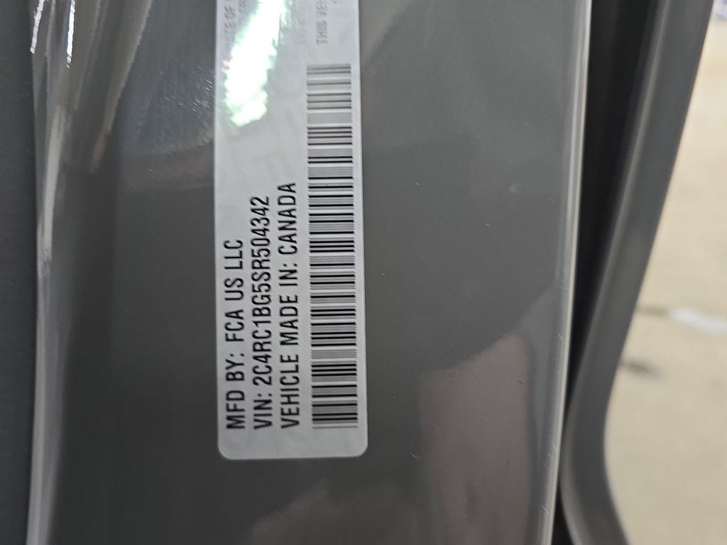 2025 Chrysler Pacifica Select