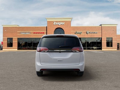 2026 Chrysler Voyager LX
