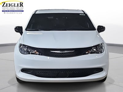 2026 Chrysler Voyager LX