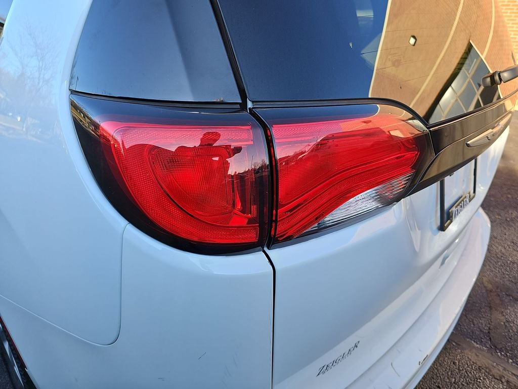 2022 Chrysler Voyager LX