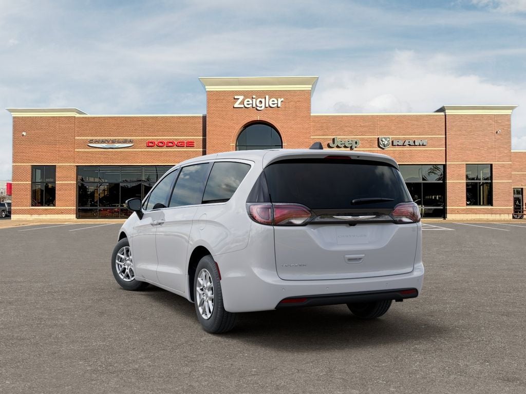 2026 Chrysler Voyager LX