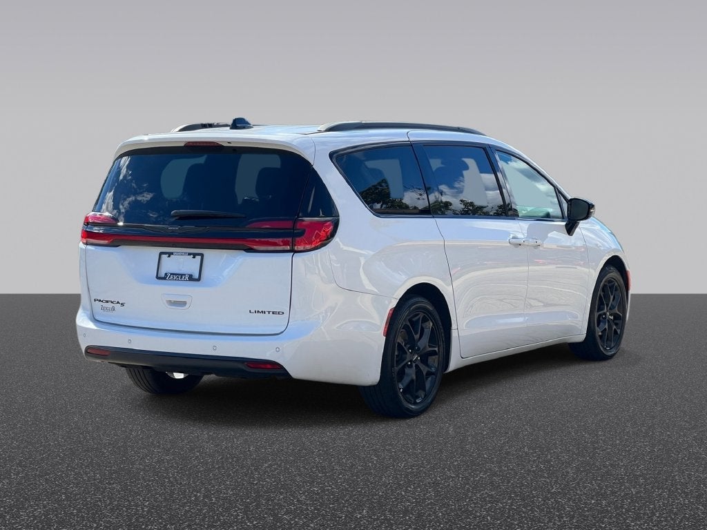 2025 Chrysler Pacifica Limited