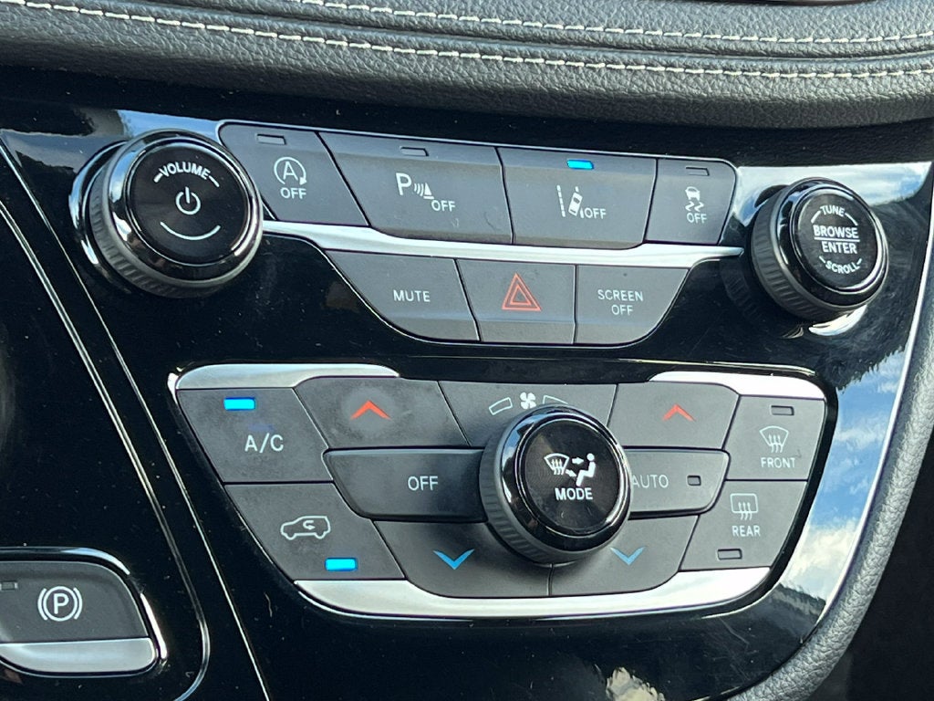 2025 Chrysler Pacifica Limited