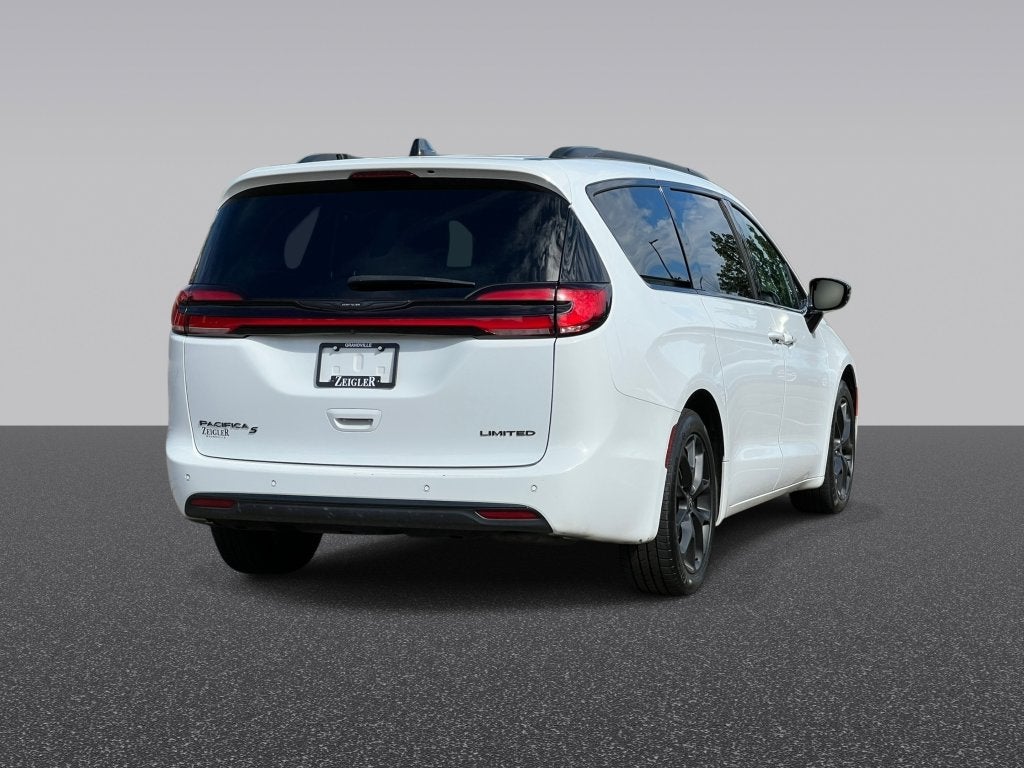 2025 Chrysler Pacifica Limited