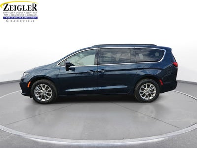2022 Chrysler Pacifica Touring L AWD
