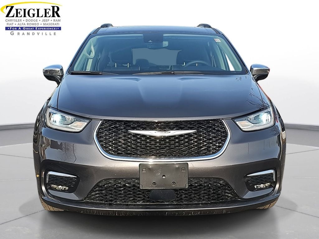 2023 Chrysler Pacifica Limited AWD