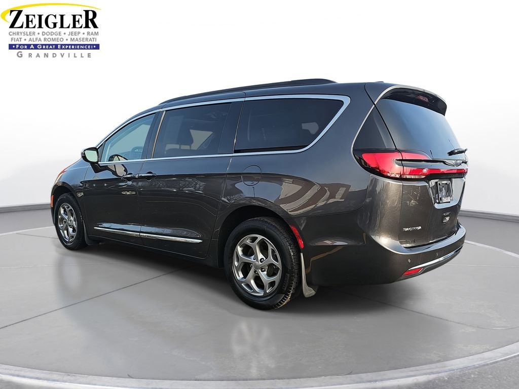 2023 Chrysler Pacifica Limited AWD