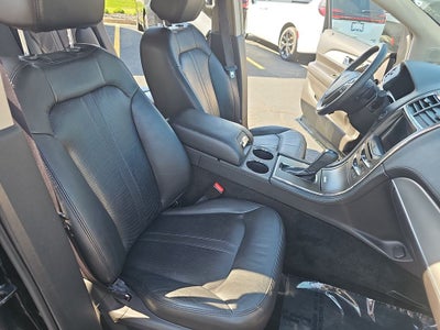 2013 Lincoln MKX Base