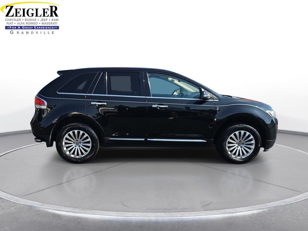 2013 Lincoln MKX Base