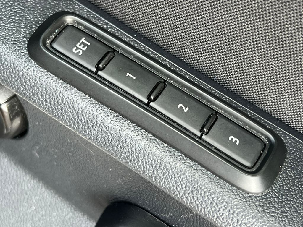 2024 Volkswagen Tiguan 2.0T SEL R-Line
