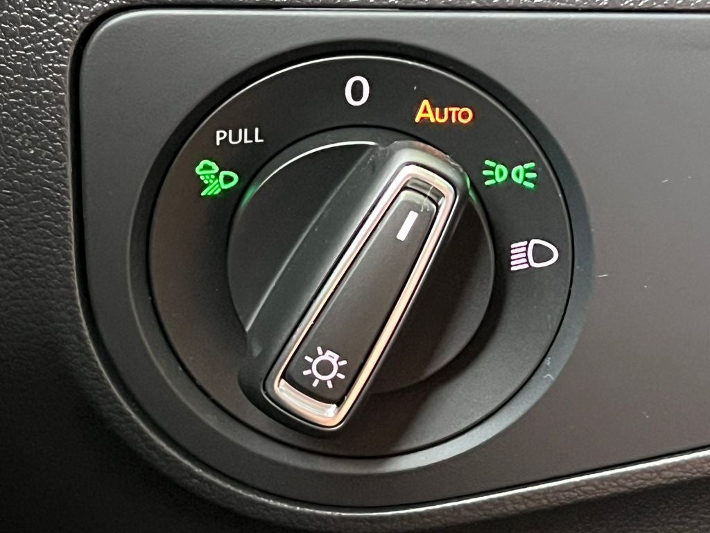 2024 Volkswagen Tiguan 2.0T SEL R-Line