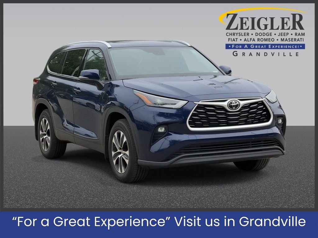 2022 Toyota Highlander XLE