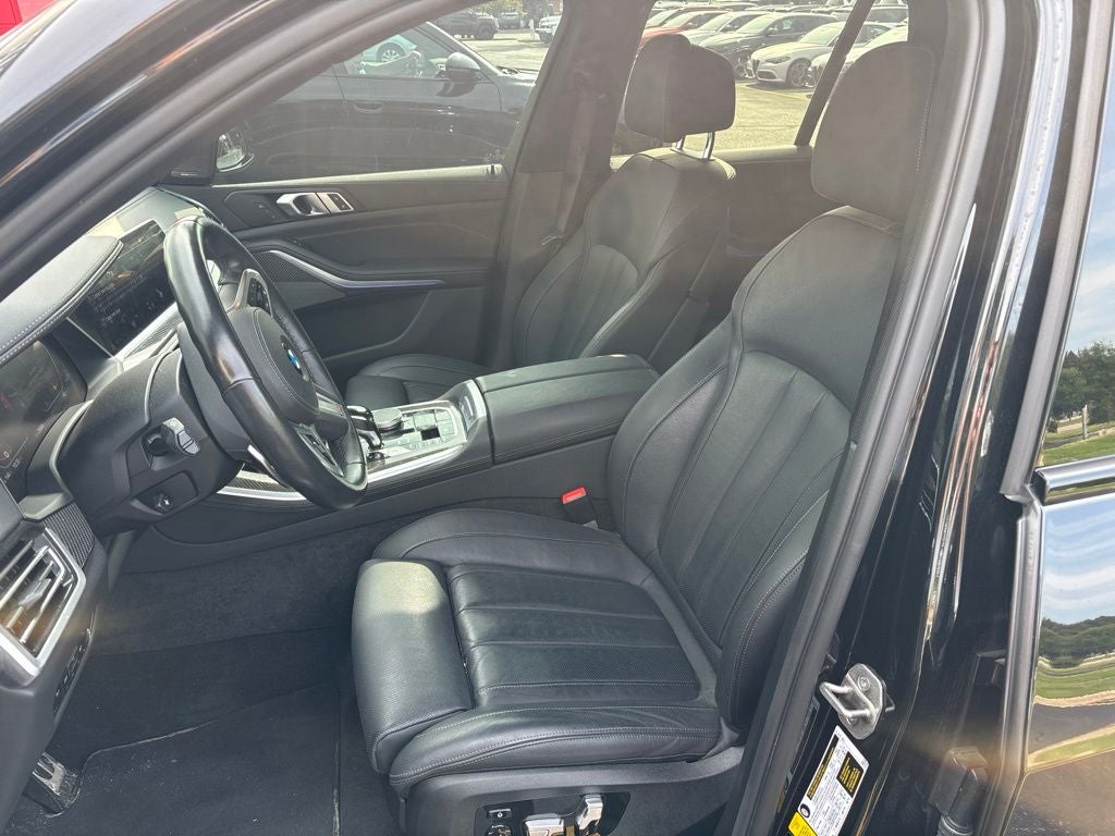 2021 BMW X5 M50i