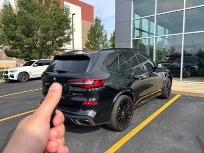 2021 BMW X5 M50i