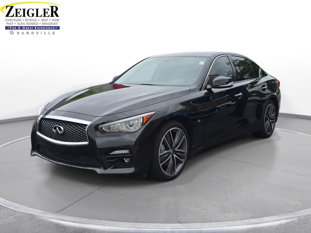 2015 INFINITI Q50 Sport