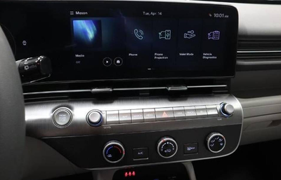 2024 Hyundai Kona SE