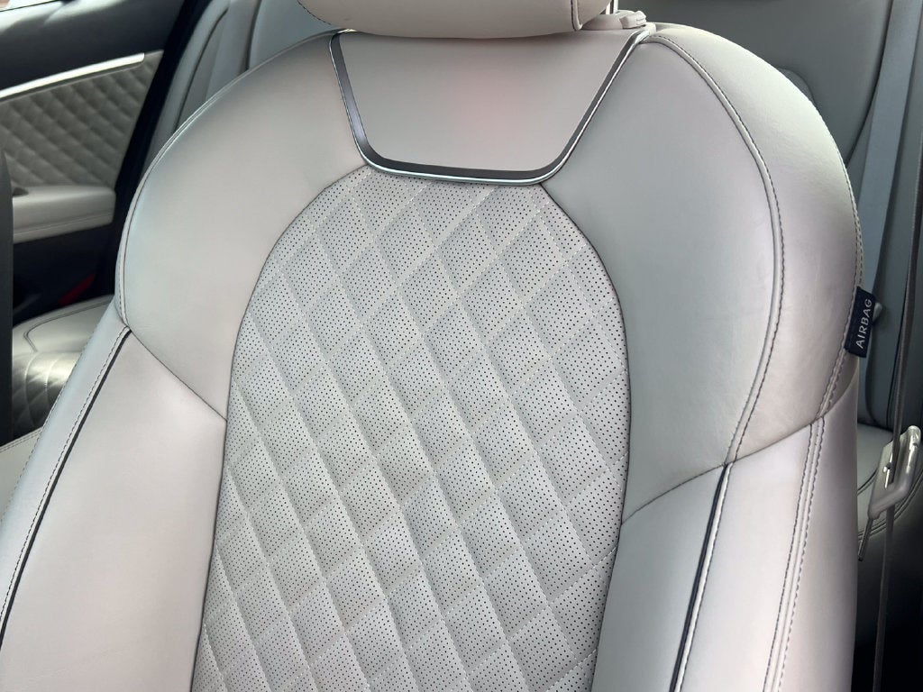2022 Genesis G70 3.3T