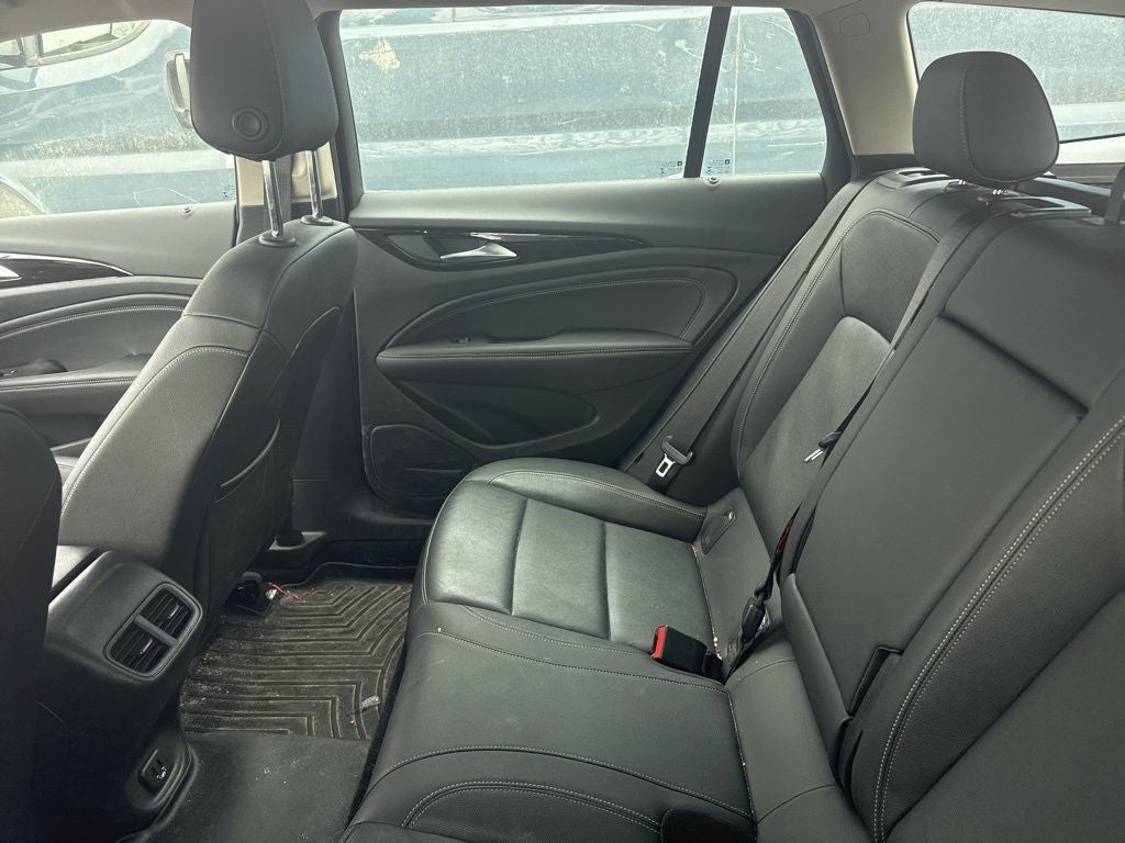 2019 Buick Regal TourX Essence