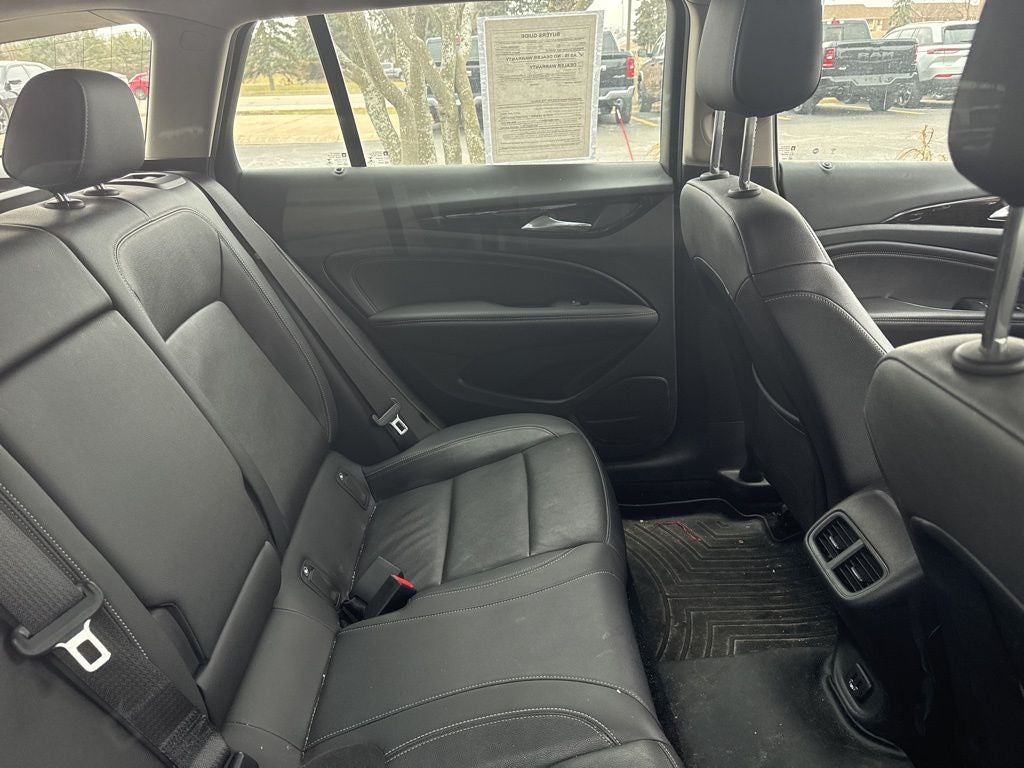 2019 Buick Regal TourX Essence