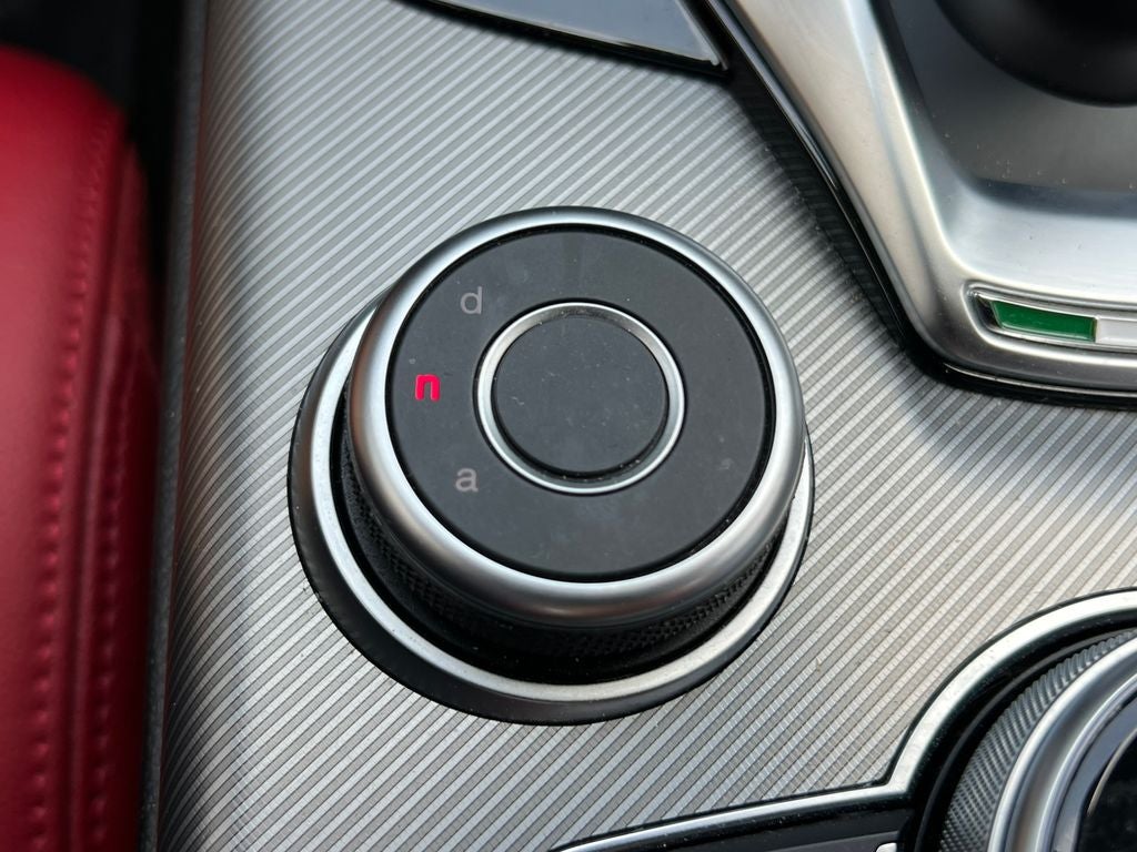 2024 Alfa Romeo Giulia Veloce
