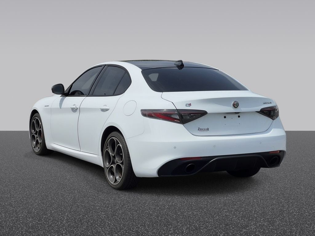 2024 Alfa Romeo Giulia Veloce