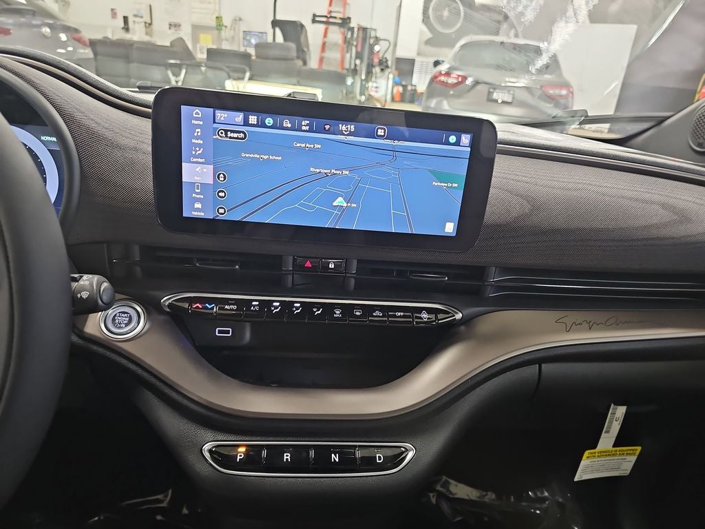 2025 FIAT 500e Battery Electric