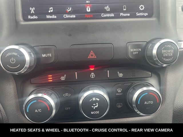 2020 RAM 1500 Big Horn/Lone Star NIGHT EDITION