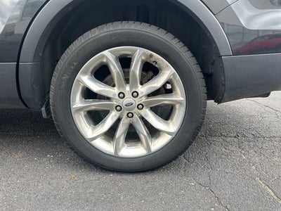 2014 Ford Explorer XLT LOCAL TRADE