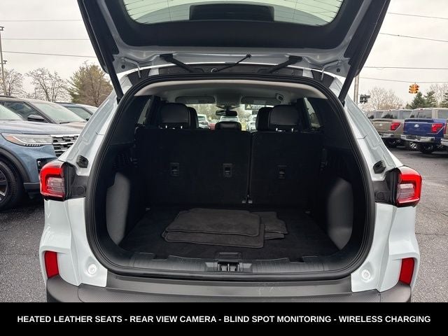 2025 Ford Escape Platinum AWD