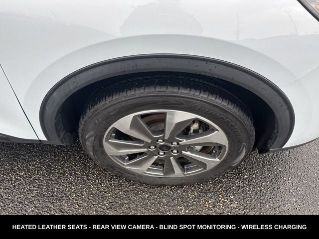 2025 Ford Escape Platinum AWD