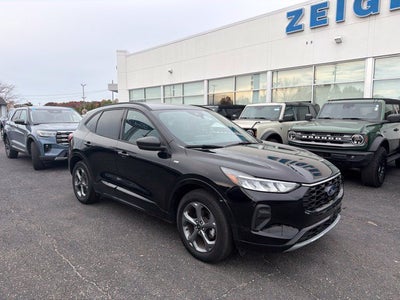 2023 Ford Escape ST-Line LOW MILES