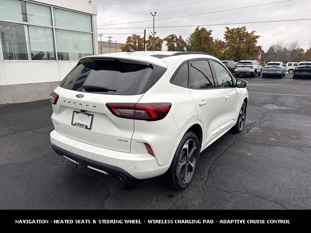 2023 Ford Escape ST-Line Select AWD
