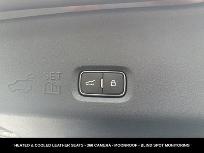 2025 Ford Expedition Max Platinum STEALTH PERFORMANCE PACKAGE