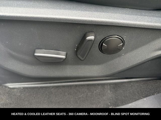 2025 Ford Expedition Max Platinum STEALTH PERFORMANCE PACKAGE