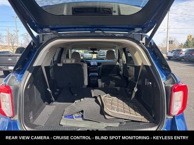 2020 Ford Explorer XLT LOW MILES