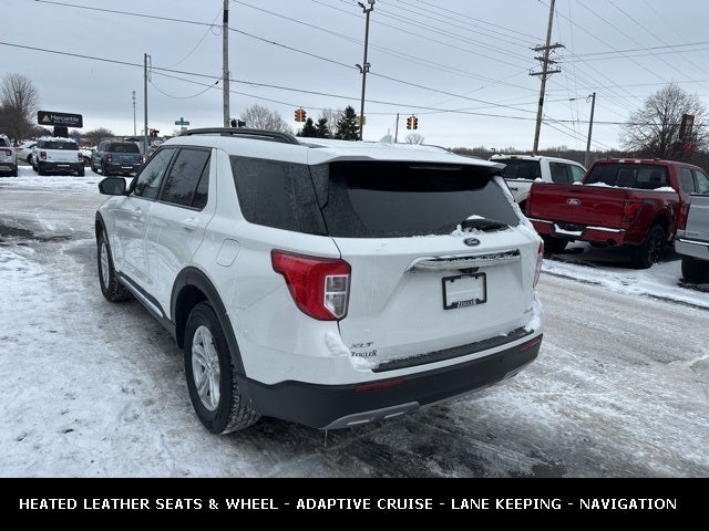 2022 Ford Explorer XLT 4WD