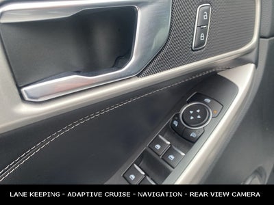 2022 Ford Explorer XLT 4WD