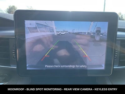 2023 Ford Explorer XLT MOONROOF