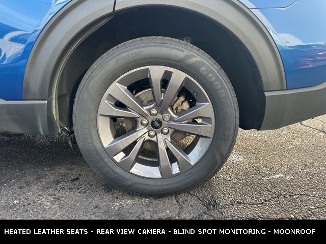 2022 Ford Explorer XLT 4WD