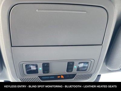 2023 Ford Explorer XLT SPORT APPEARANCE PACKAGE